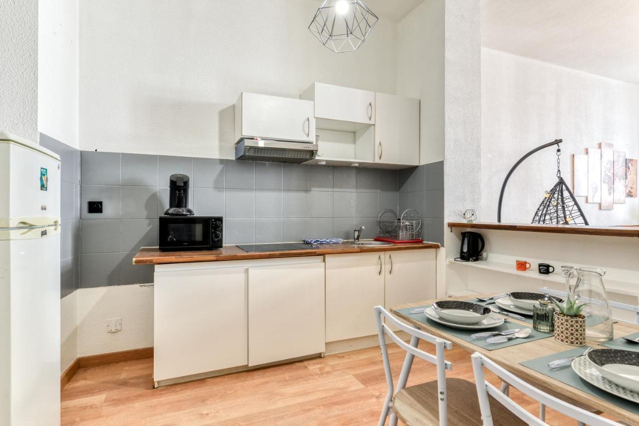 Apartamento Parenthèse Occitane -WIFI - Balnéo- Parking Gratuit - Netflix Carcasona Exterior foto